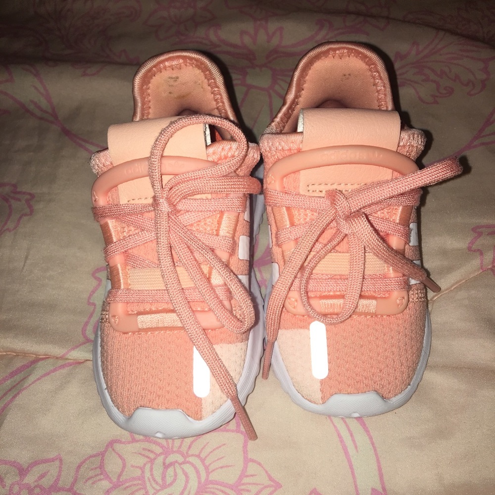 Adidas peach baby sneakers